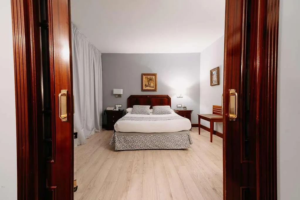 Soho Boutique Los Naranjos Málaga 3*,  Spanien